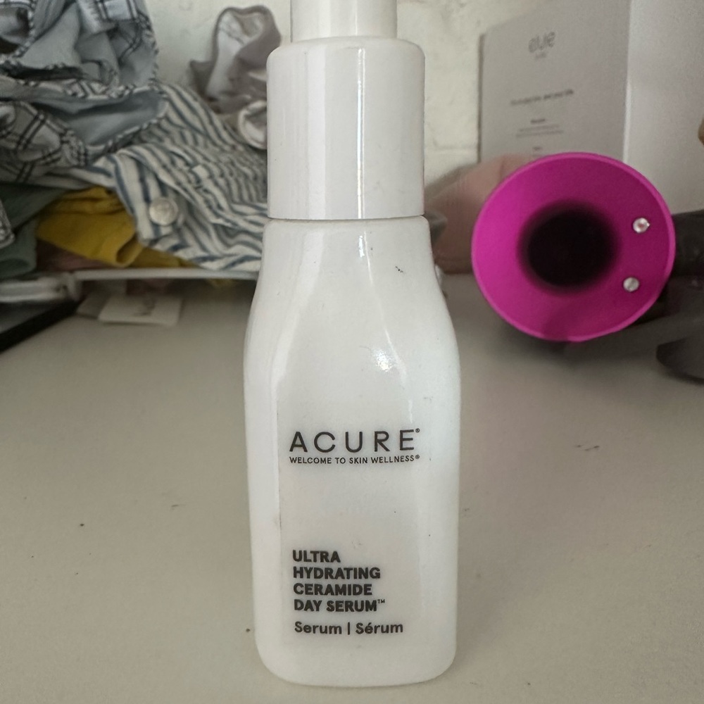 Acure  ultra hydrating day serum ceramide